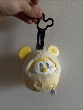 MINISO - “Fun Crash” Disney Mickey Mouse Blind Box Plush Bag Charm -  Yellow